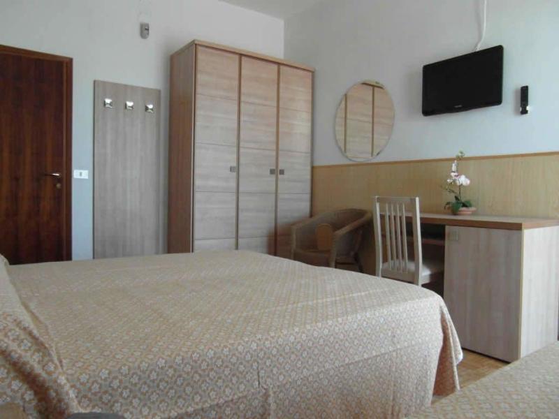 Hotel Donatello Cesenatico Buitenkant foto